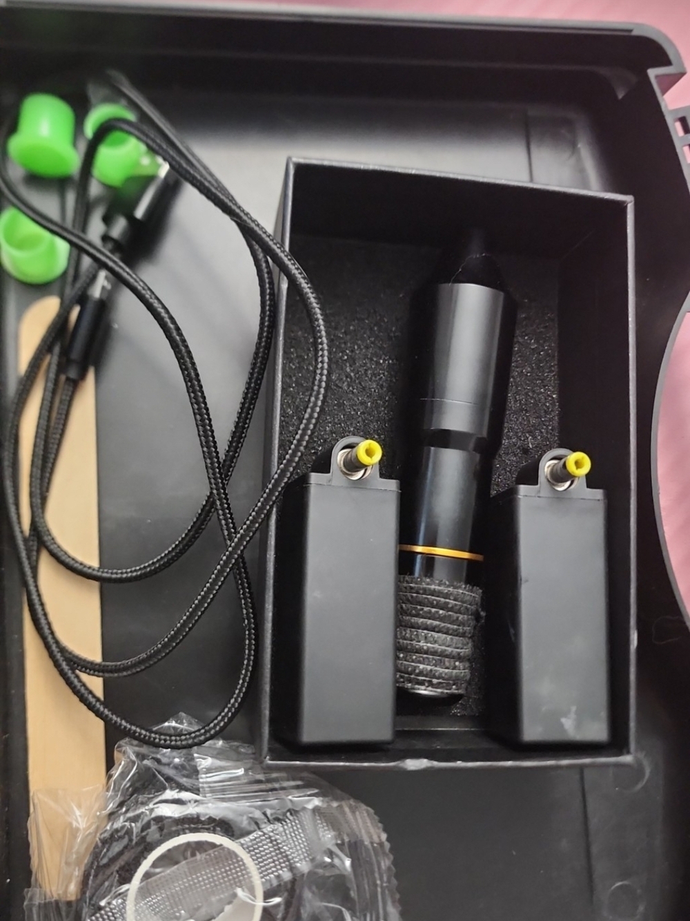 STIGMA Wireless Tattoo pen Kit Complete with Pro Short Pen, 2 Batteries
